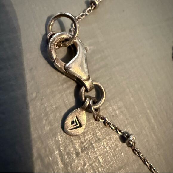 Silpada 925 Sterling Silver Cut Out Circle  Pendant Necklace - Picture 7 of 7